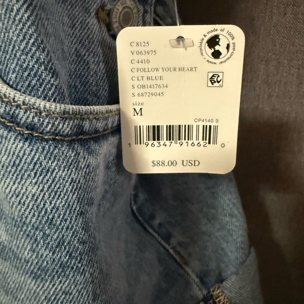 Free People We The Free Denim Overalls with Pockets Medium NWT - Picture 2 of 5